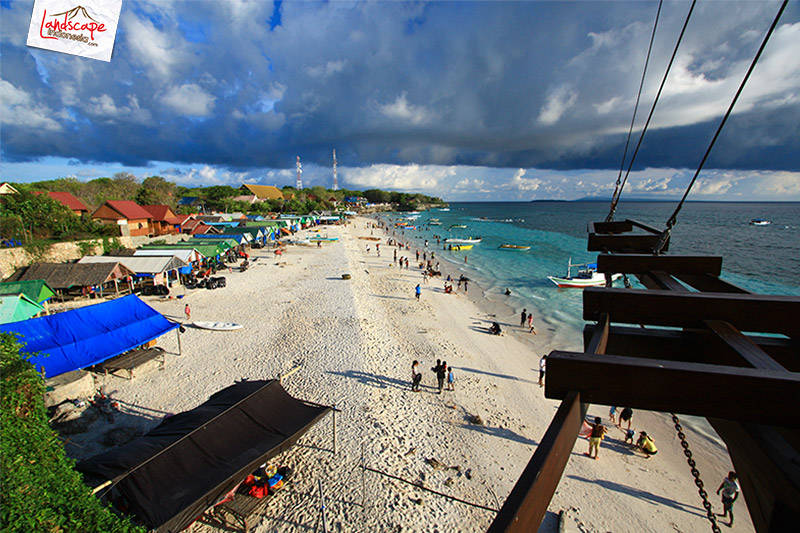 pemandangan pantai bira dari restoran pemandangan pantai bira dari restoran