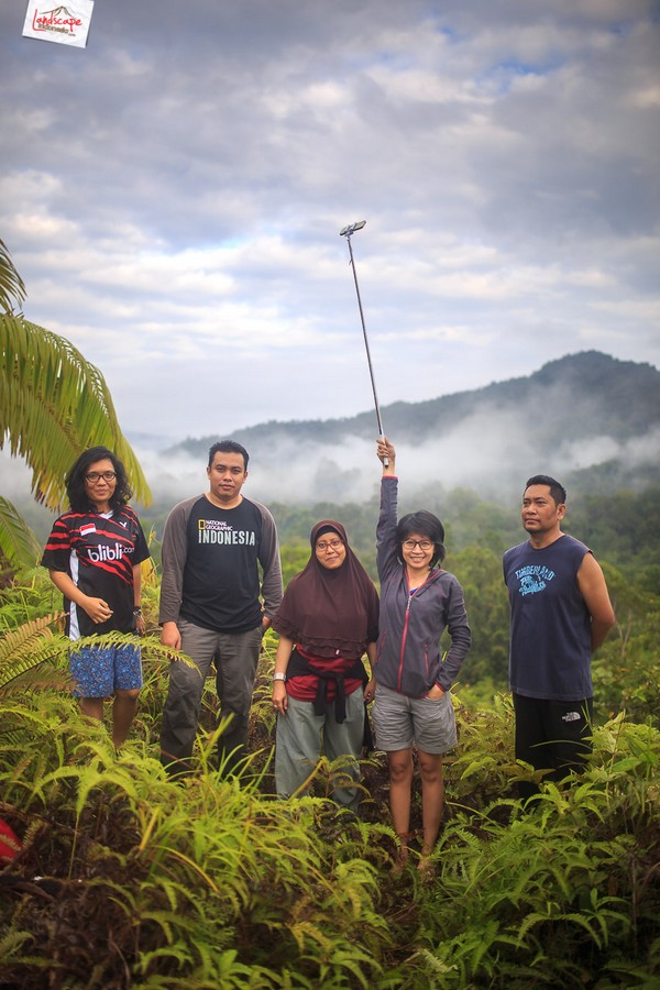 demi sebuah sinyal