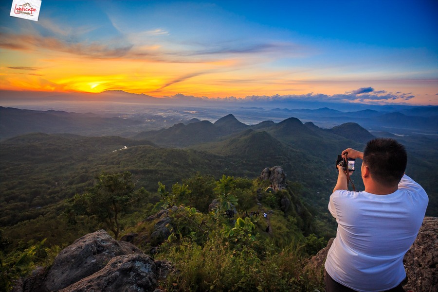 esai pagi bukit cumbri