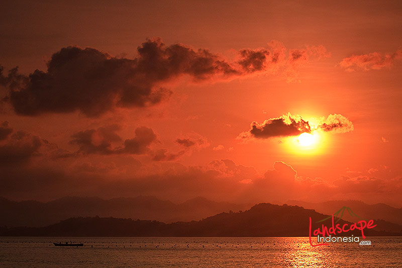 menjelang senja dari elak elak menjelang senja dari elak elak