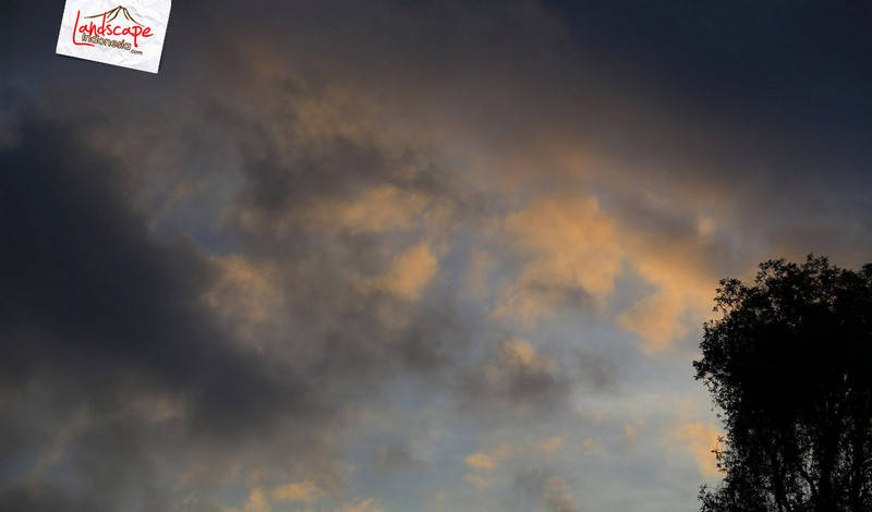 menjelang senja di senaru senaru lombok - menjelang senja di senaru