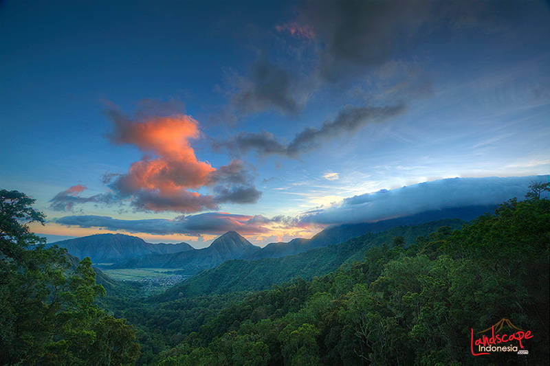 pantai kuta lombok explore lombok - pusuk sembalun