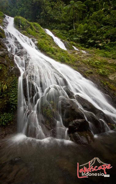curug cibadak - low angel tips memotret air terjun - curug cibadak - low angel
