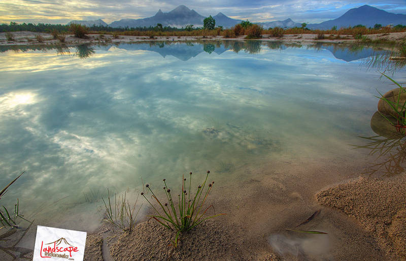 pagi di danau biru pagi di danau biru