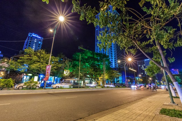 slow speed handheld 1/3 slow speed handheld 1/3