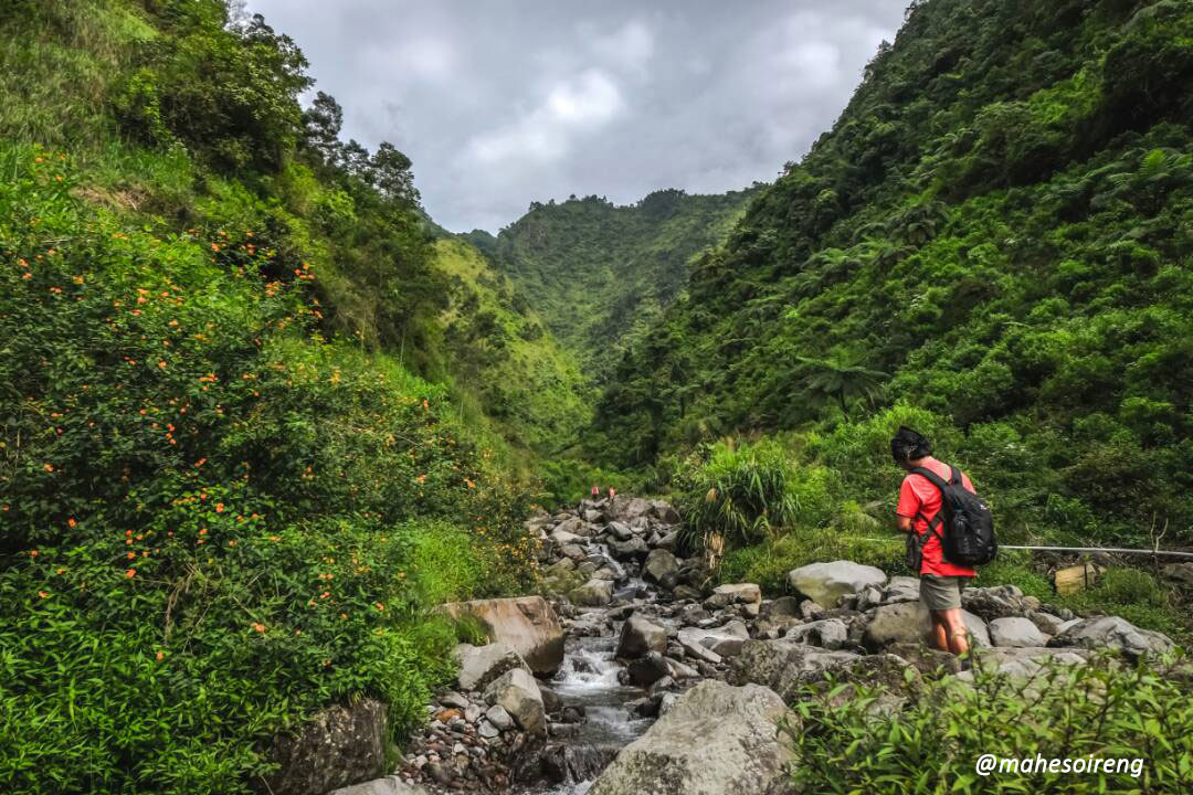 menyusuri sungai menuju Tempuran