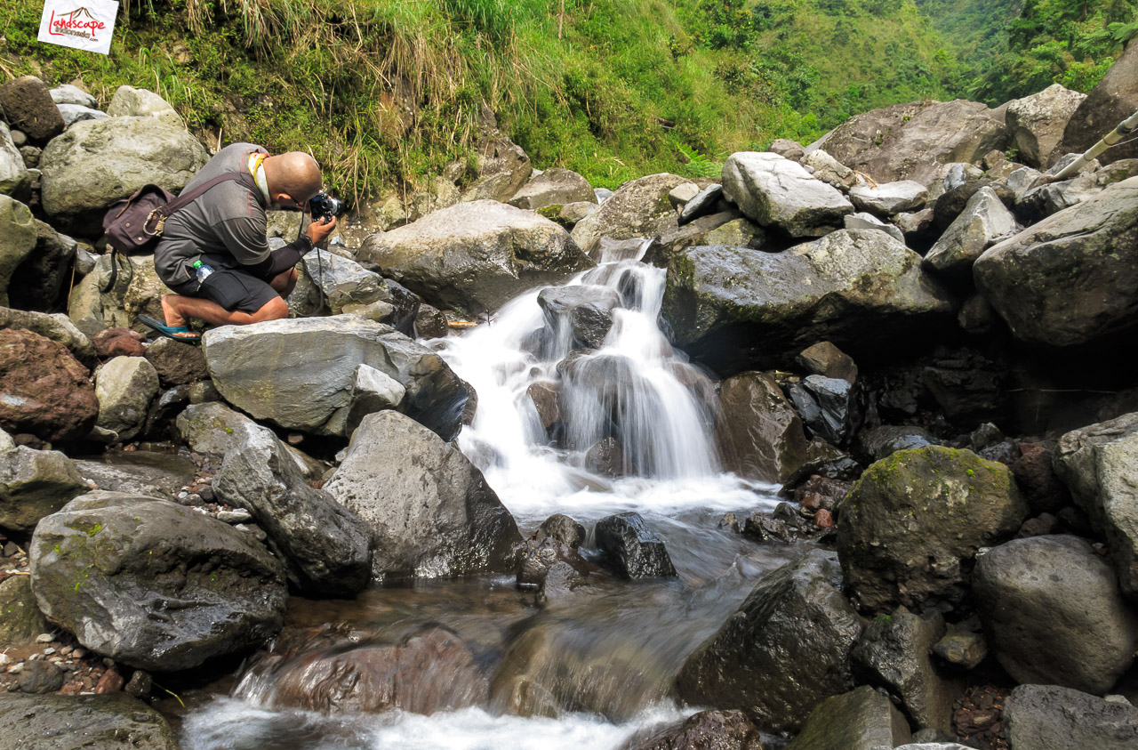 mengabadikan perjalanan semuncar