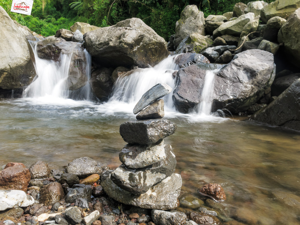 relaksasi tepi sungai