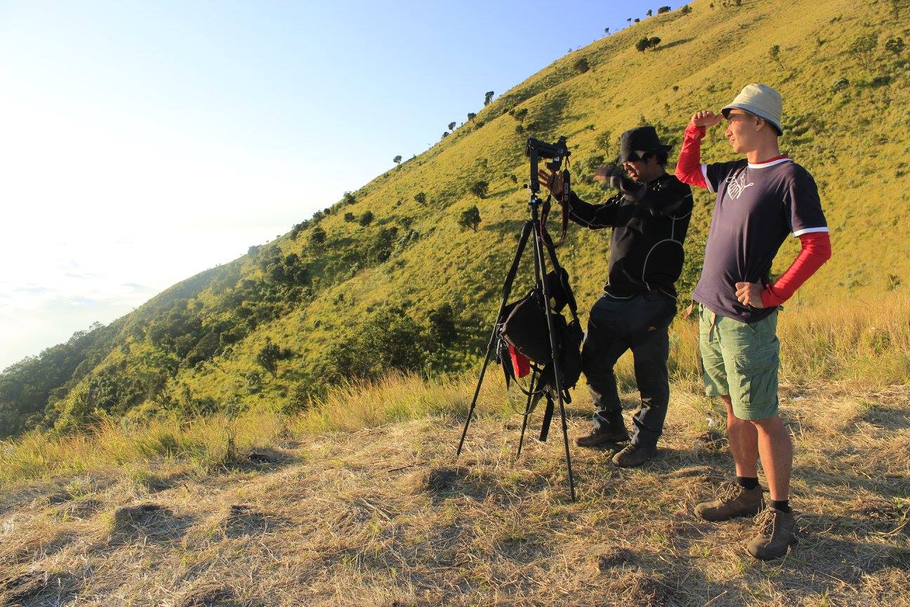 behind the scene buku merbabu