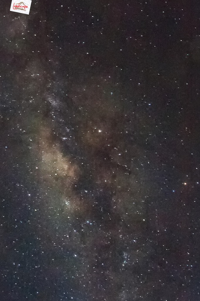 Lensa Samyang Fisheye 8mm untuk memotret milky way