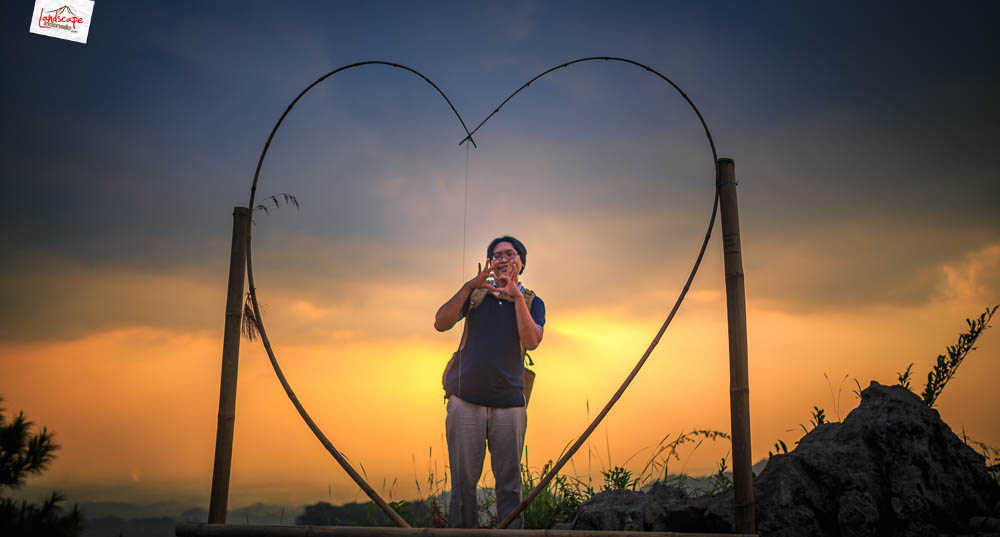 gunung gamping karanganyar - love