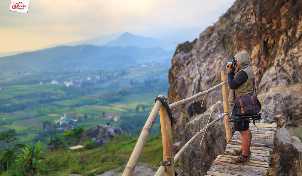 gunung gamping karanganyar - jembatan bambu