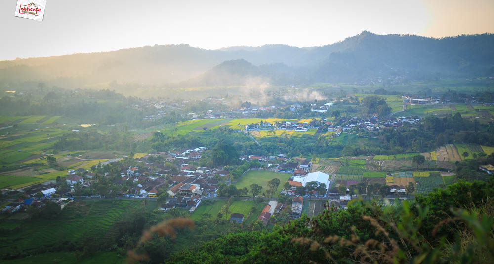 gunung gamping karanganyar - desa