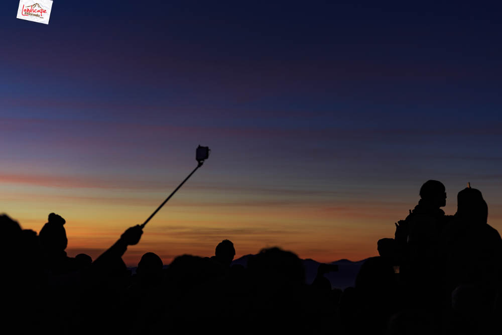 sunrise di pananjakan - tripod