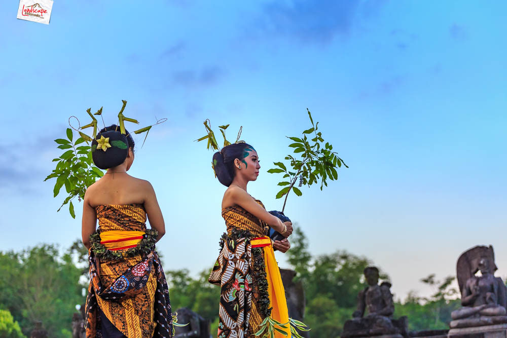 sunset di Plaosan - doa untuk alam