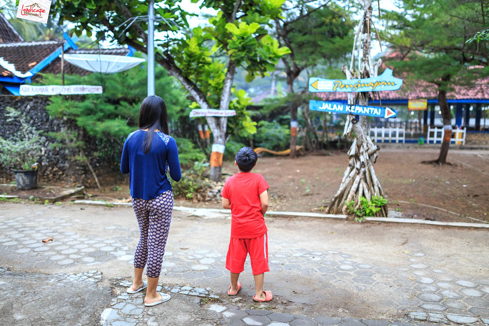 sigma 35mm - ke arah pantai atau ke penginapan