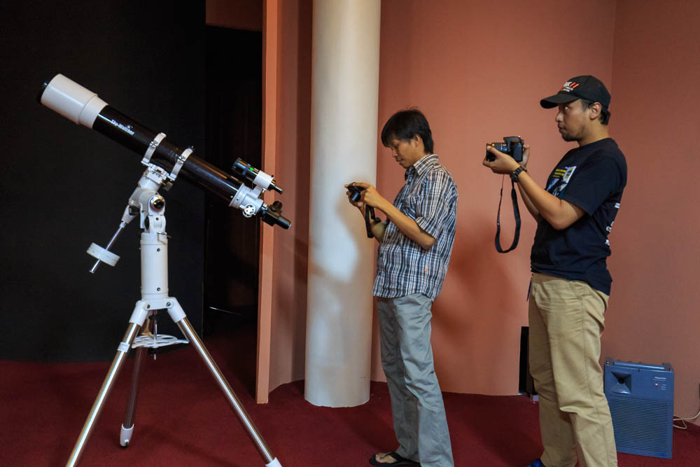 Meracuni Keindahan Milky Way