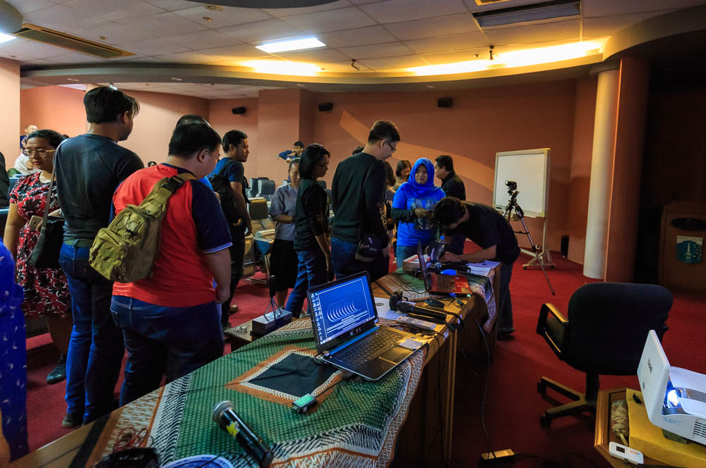 Meracuni Keindahan Milky Way