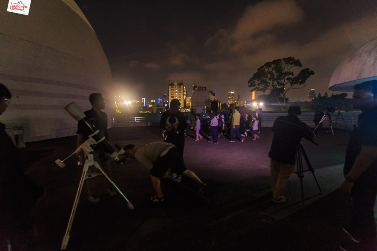 pengamatan gerhana bulan