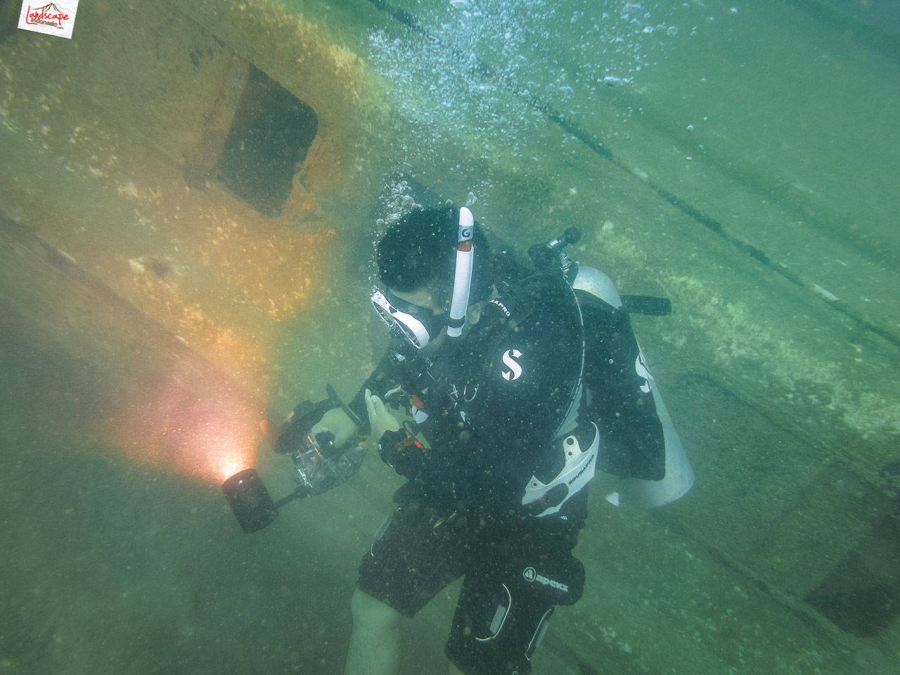 wreck dive kapal ahok