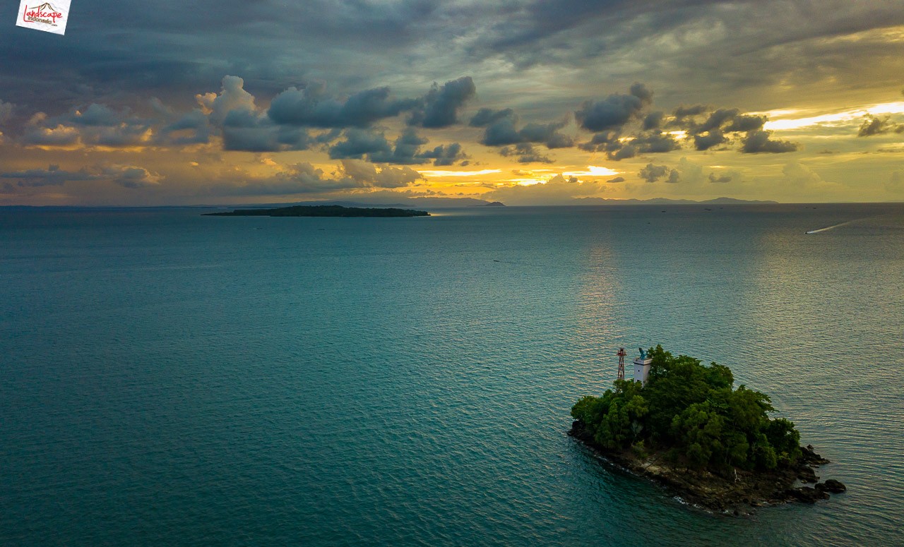 menerbangkan drone di papua