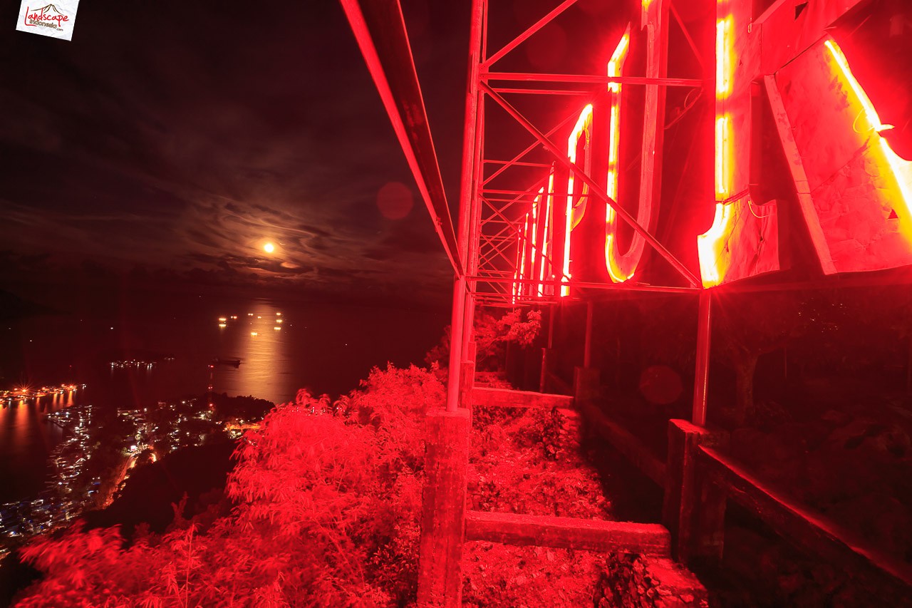 Sore di bukit pemancar Jayapura