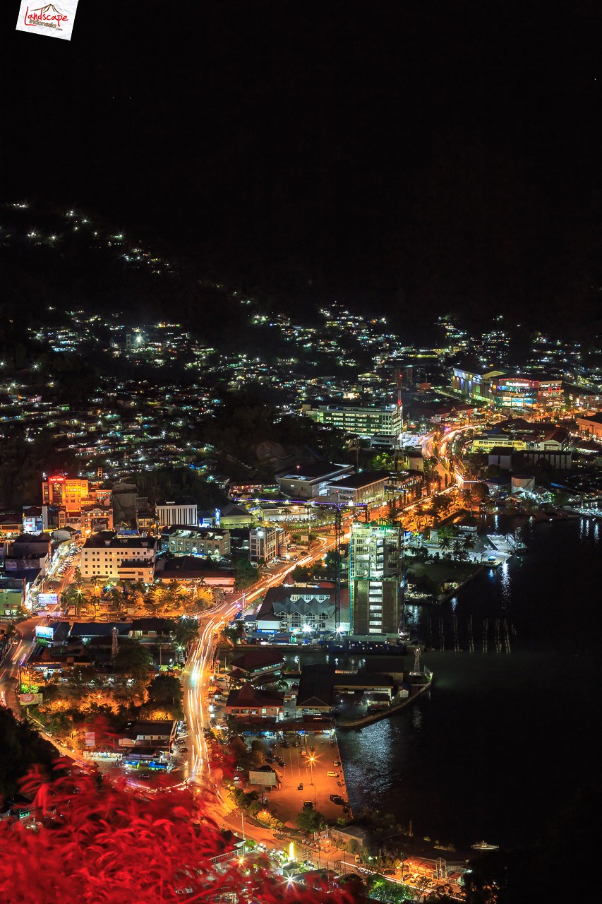 Sore di bukit pemancar Jayapura